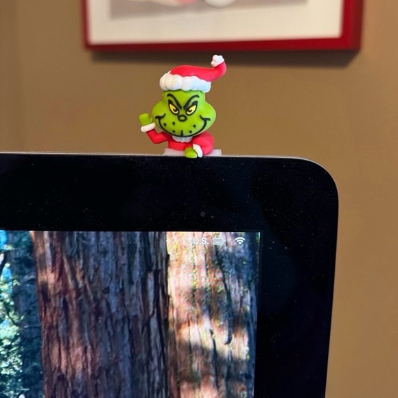 Set of 4 - The Grinch Phone Huggers Decorative Mini Figure Blind Box. NEW SEALED - Picture 5 of 6